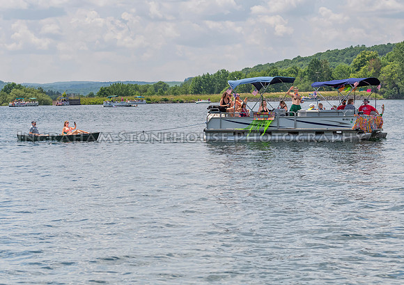 boat parade _776-1